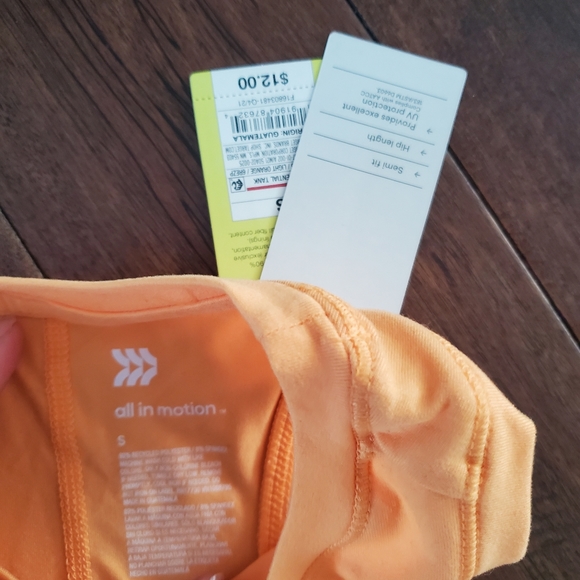 Athletic shorts size xs under armor and new all in motion orange tank si… - Picture 6 of 6
